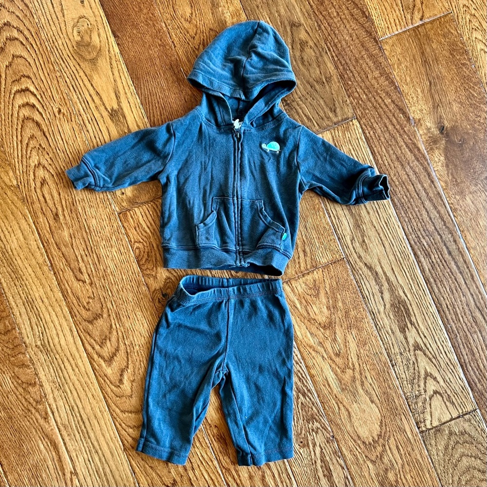 Carter’s 3 Month Zip up w/Pants